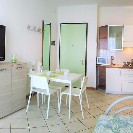 Green Holiday Wohnung Mit Schwimmbad Bibione Eksteriør billede